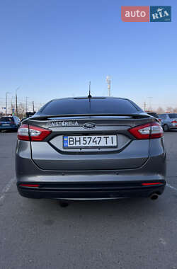 Седан Ford Fusion 2014 в Миколаєві