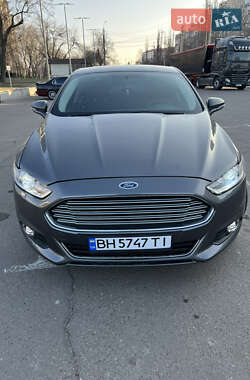 Седан Ford Fusion 2014 в Миколаєві