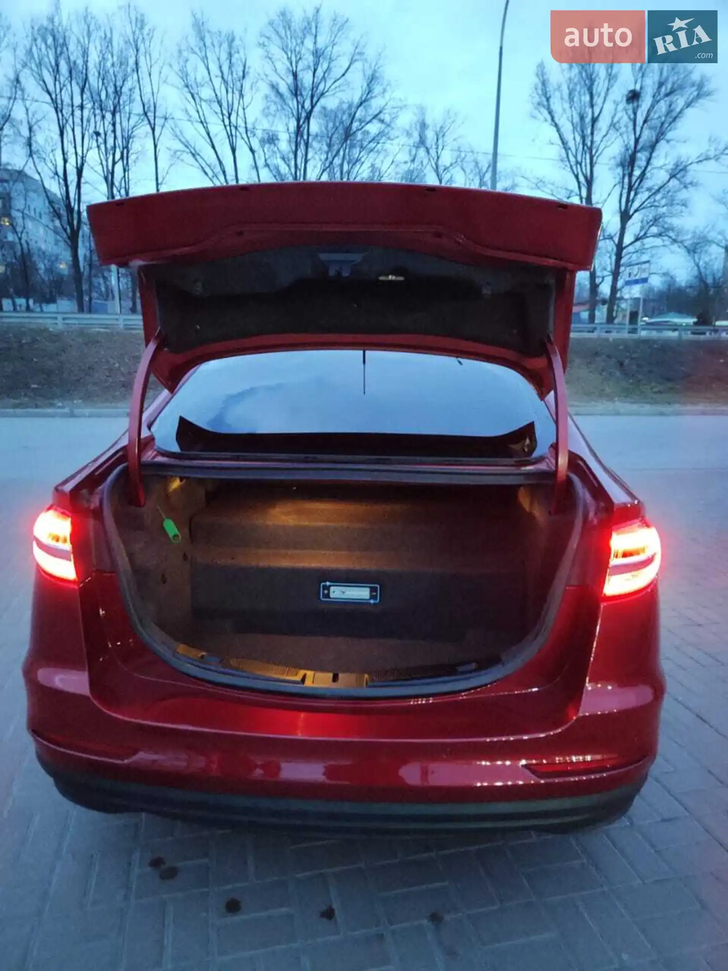 2018 Ford Fusion - мініатюра 38