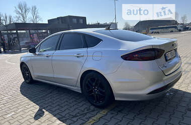 Седан Ford Fusion 2016 в Коломые