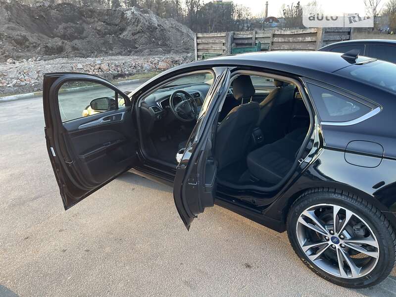 Седан Ford Fusion 2020 в Киеве