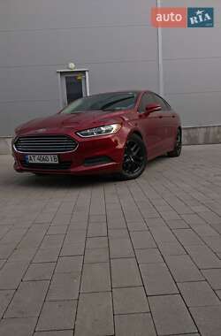 Седан Ford Fusion 2015 в Ивано-Франковске