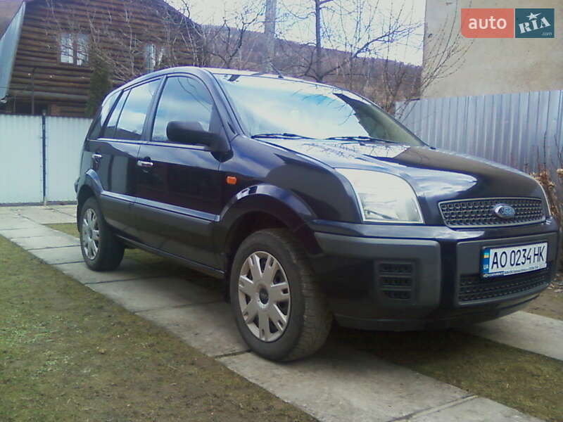 Хэтчбек Ford Fusion 2006 в Сваляве фото 7 Хэтчбек Ford Fusion 2006 в Сваляве