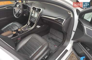 Седан Ford Fusion 2015 в Кропивницком