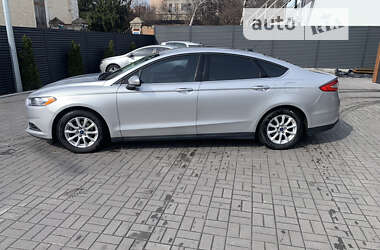 Седан Ford Fusion 2016 в Черкасах