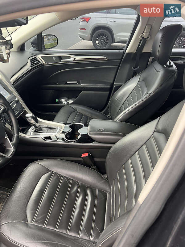 Седан Ford Fusion 2014 в Кривом Роге