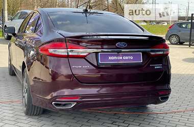 Седан Ford Fusion 2017 в Львові