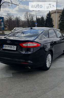 Седан Ford Fusion 2014 в Краматорске