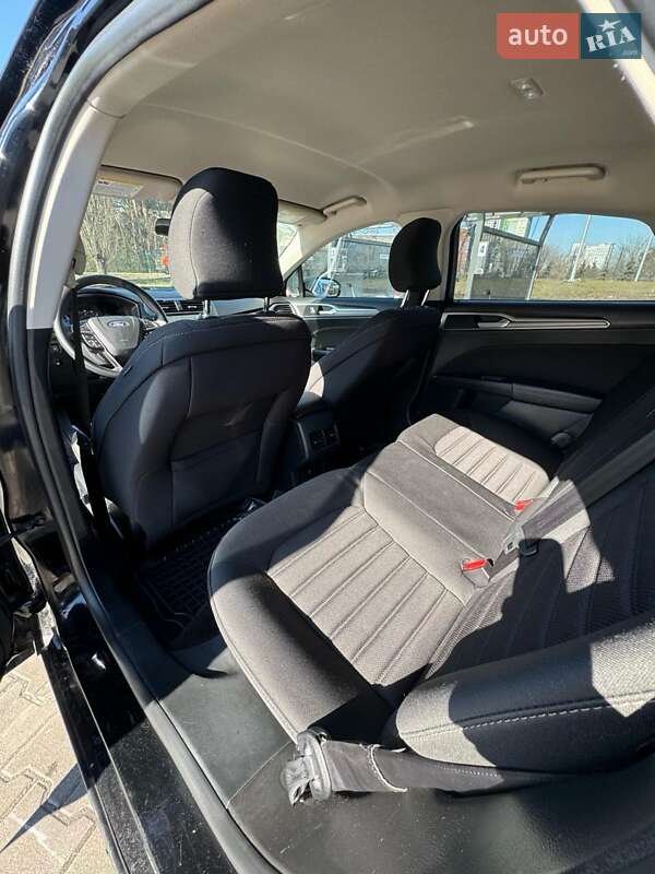 Седан Ford Fusion 2018 в Києві фото 17 Седан Ford Fusion 2018 в Києві