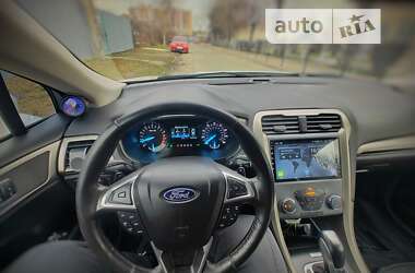 Седан Ford Fusion 2015 в Тернополе