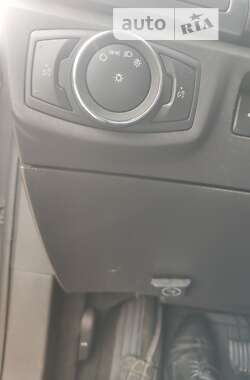 Седан Ford Fusion 2015 в 