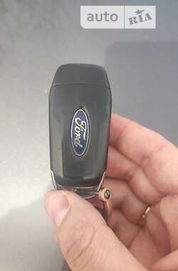 Седан Ford Fusion 2015 в 