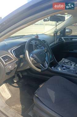 Седан Ford Fusion 2016 в Днепре