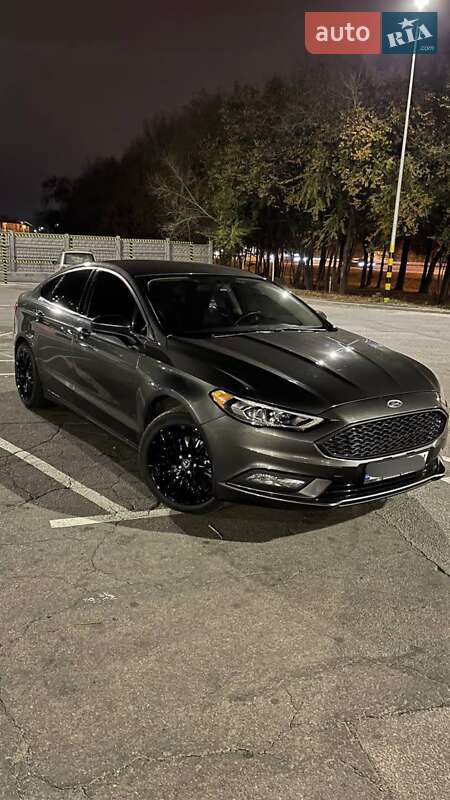 Седан Ford Fusion 2016 в Днепре