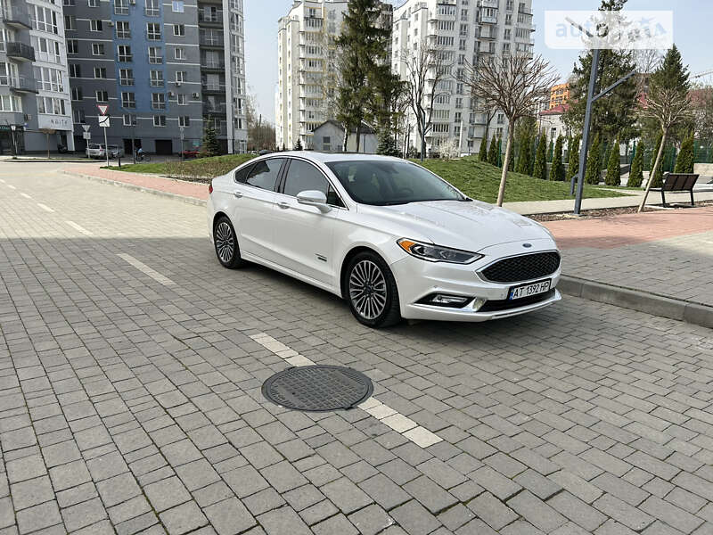 Седан Ford Fusion 2016 в Ивано-Франковске