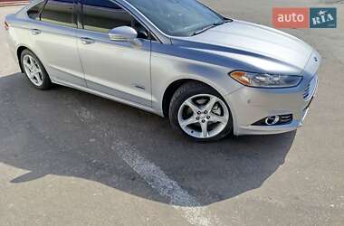 Седан Ford Fusion 2013 в Одесі