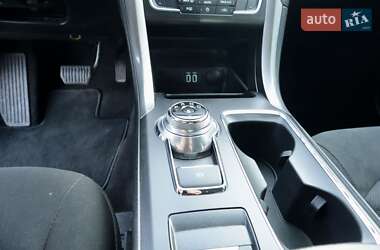 Седан Ford Fusion 2019 в Виннице