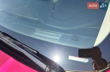 Седан Ford Fusion 2019 в 