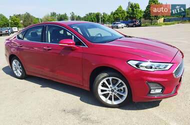 Седан Ford Fusion 2019 в Днепре