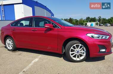 Седан Ford Fusion 2019 в Днепре