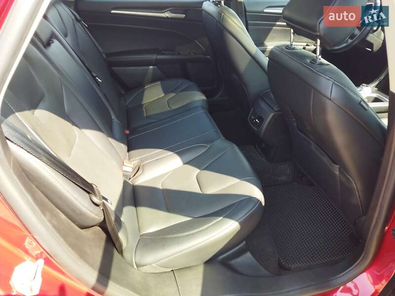 Седан Ford Fusion 2019 в Днепре