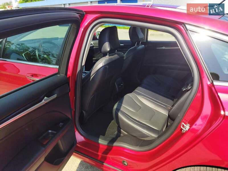 Седан Ford Fusion 2019 в Днепре