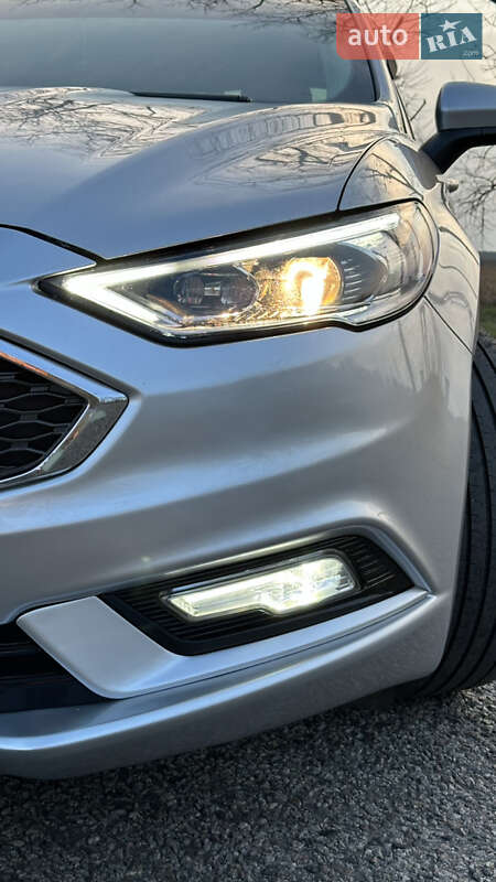 Седан Ford Fusion 2016 в Сквире