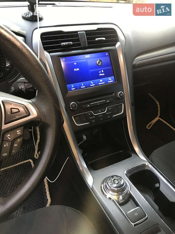 Седан Ford Fusion 2017 в Киеве фото 17 Седан Ford Fusion 2017 в Киеве