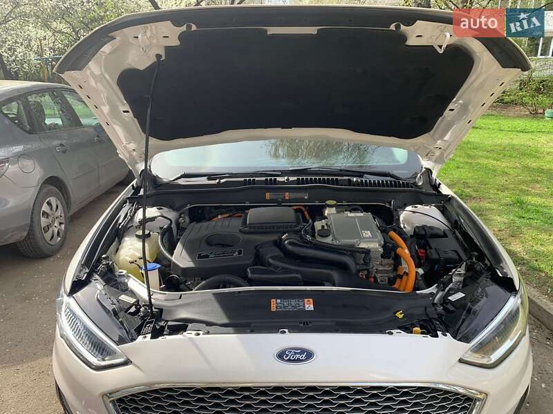 Седан Ford Fusion 2020 в Луцке