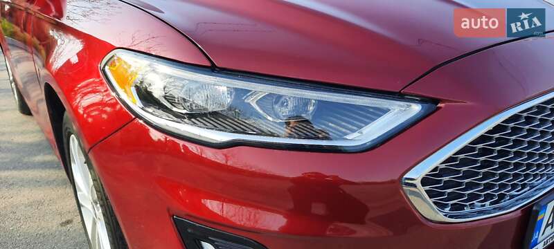 Седан Ford Fusion 2019 в Киеве