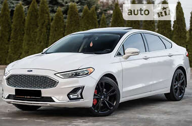 Седан Ford Fusion 2019 в Ивано-Франковске