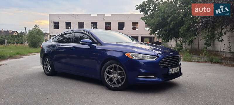 Седан Ford Fusion 2016 в Києві