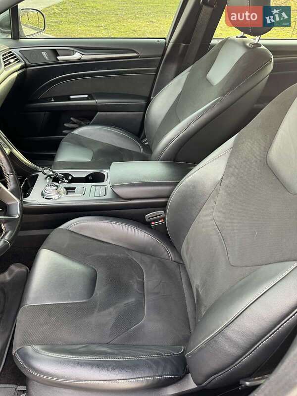 Ford Fusion 2019