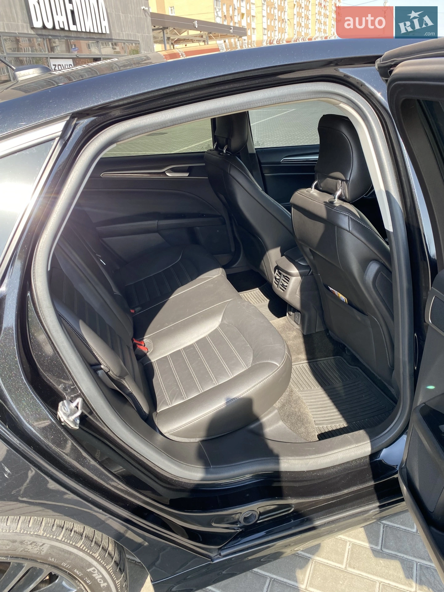 2014 Ford Fusion - мініатюра 11