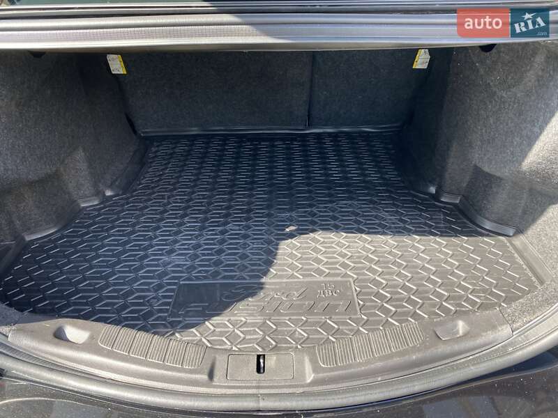 Седан Ford Fusion 2014 в Киеве фото 16 Седан Ford Fusion 2014 в Киеве