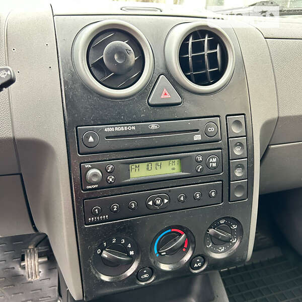 Хэтчбек Ford Fusion 2002 в Сумах