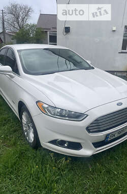 Седан Ford Fusion 2013 в Рівному