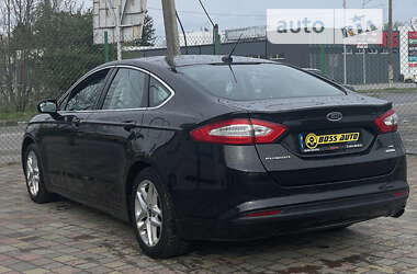Седан Ford Fusion 2012 в Стрые
