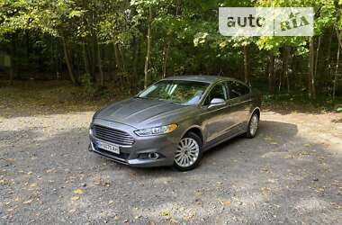 Седан Ford Fusion 2013 в Одесі