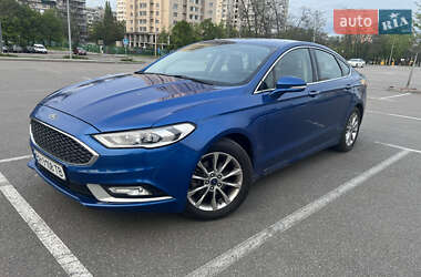 Седан Ford Fusion 2017 в 