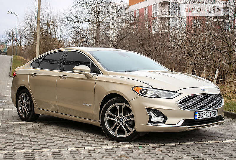 Седан Ford Fusion 2019 в Ивано-Франковске