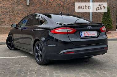 Седан Ford Fusion 2013 в Одесі