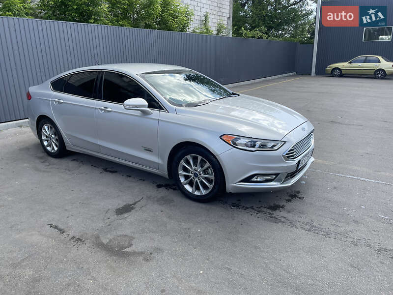 Седан Ford Fusion 2017 в Днепре