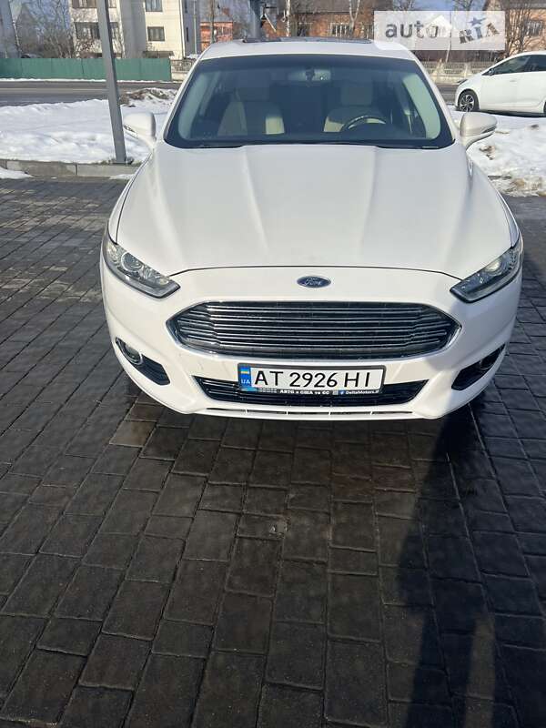 Седан Ford Fusion 2015 в Івано-Франківську