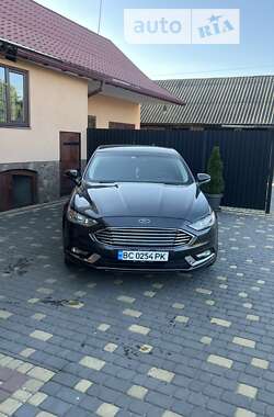 Седан Ford Fusion 2016 в Жовкве