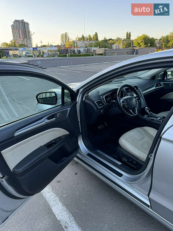 Седан Ford Fusion 2014 в Одессе