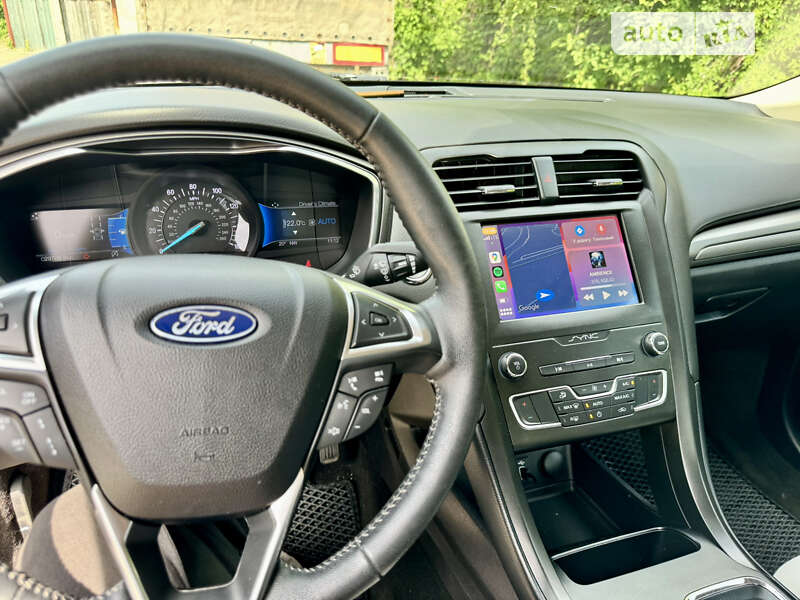 Седан Ford Fusion 2020 в Чернигове
