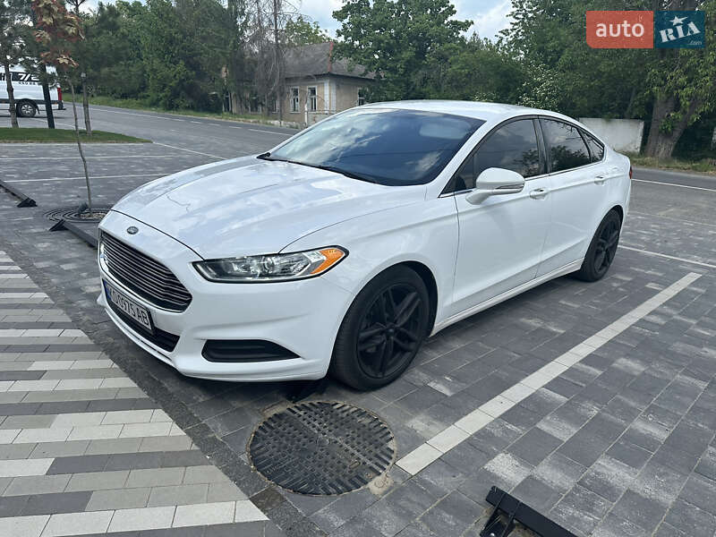 Ford Fusion 2016