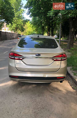 Седан Ford Fusion 2016 в Львові
