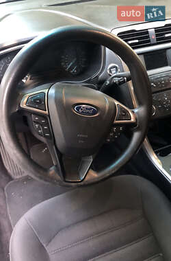 Седан Ford Fusion 2016 в Львові